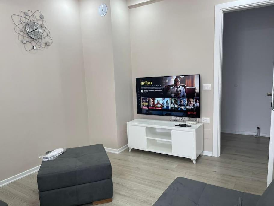 Melody Apartment In Korça Kültér fotó