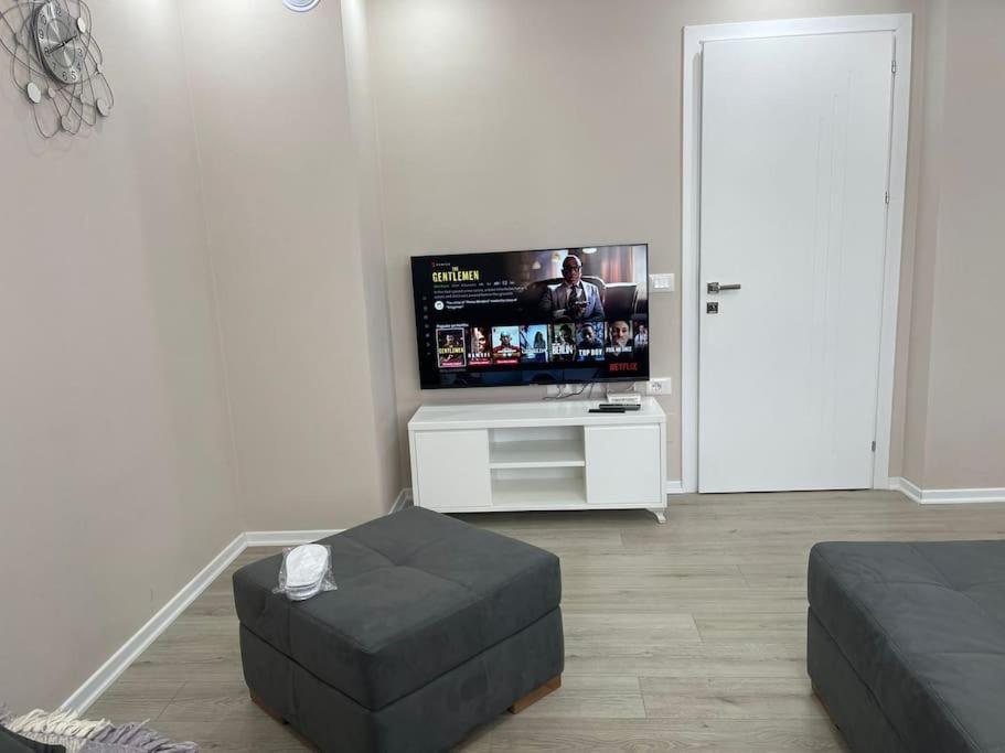 Melody Apartment In Korça Kültér fotó