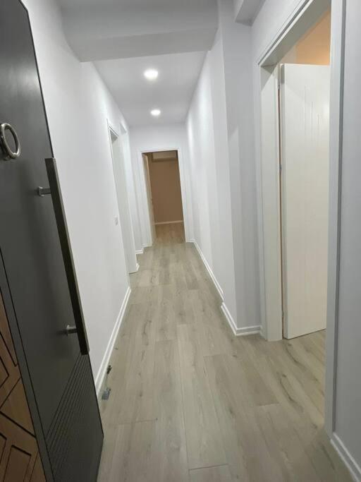 Melody Apartment In Korça Kültér fotó