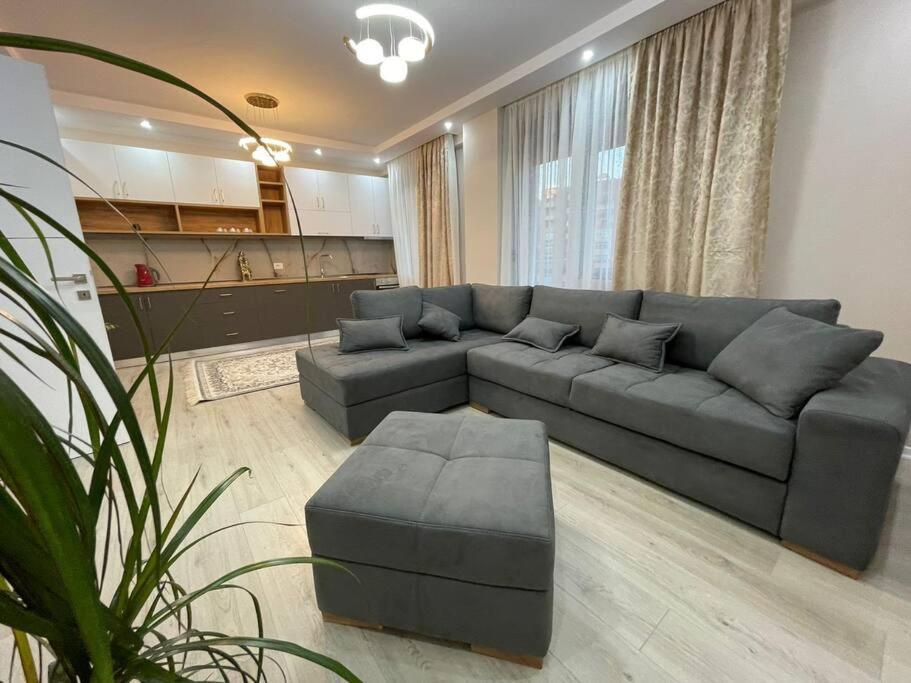 Melody Apartment In Korça Kültér fotó